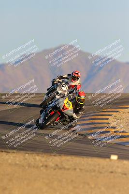 media/Dec-16-2023-CVMA (Sat) [[bb38a358a2]]/Race 13 Amateur Supersport Middleweight/